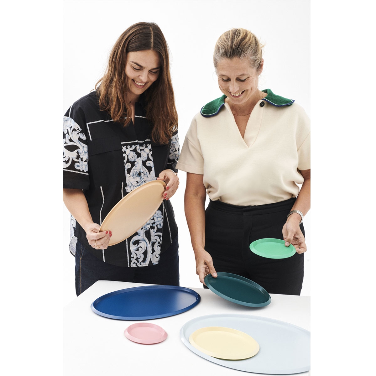 HAY Plateau ELLIPSE TRAY XS Pink – Image 3