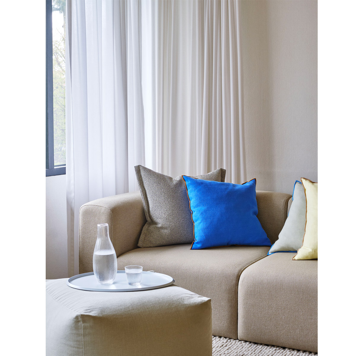 HAY Coussin OUTLINE Vivid blue – Image 2