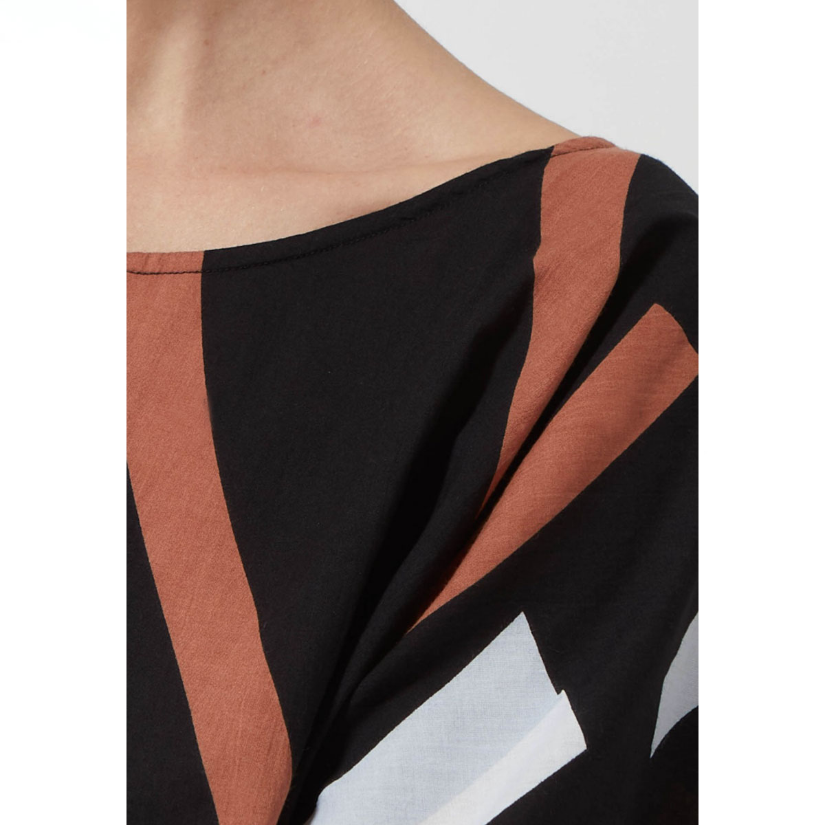 MA POESIE Top EVA Marin noir – Image 2